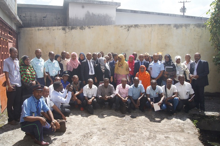 image Douane comorienne  / 34 agents en formation sur les fondamentaux douaniers
